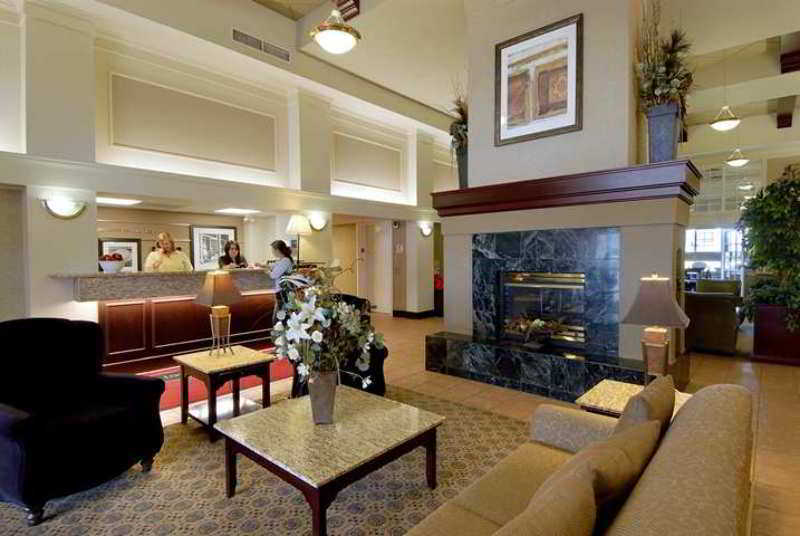 Hampton Inn & Suites By Hilton Calgary-Airport Інтер'єр фото